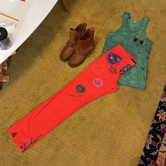 Hand painted straight legged bright coral BCBG Maxmara Slack size 8 - Picture 15 of 16